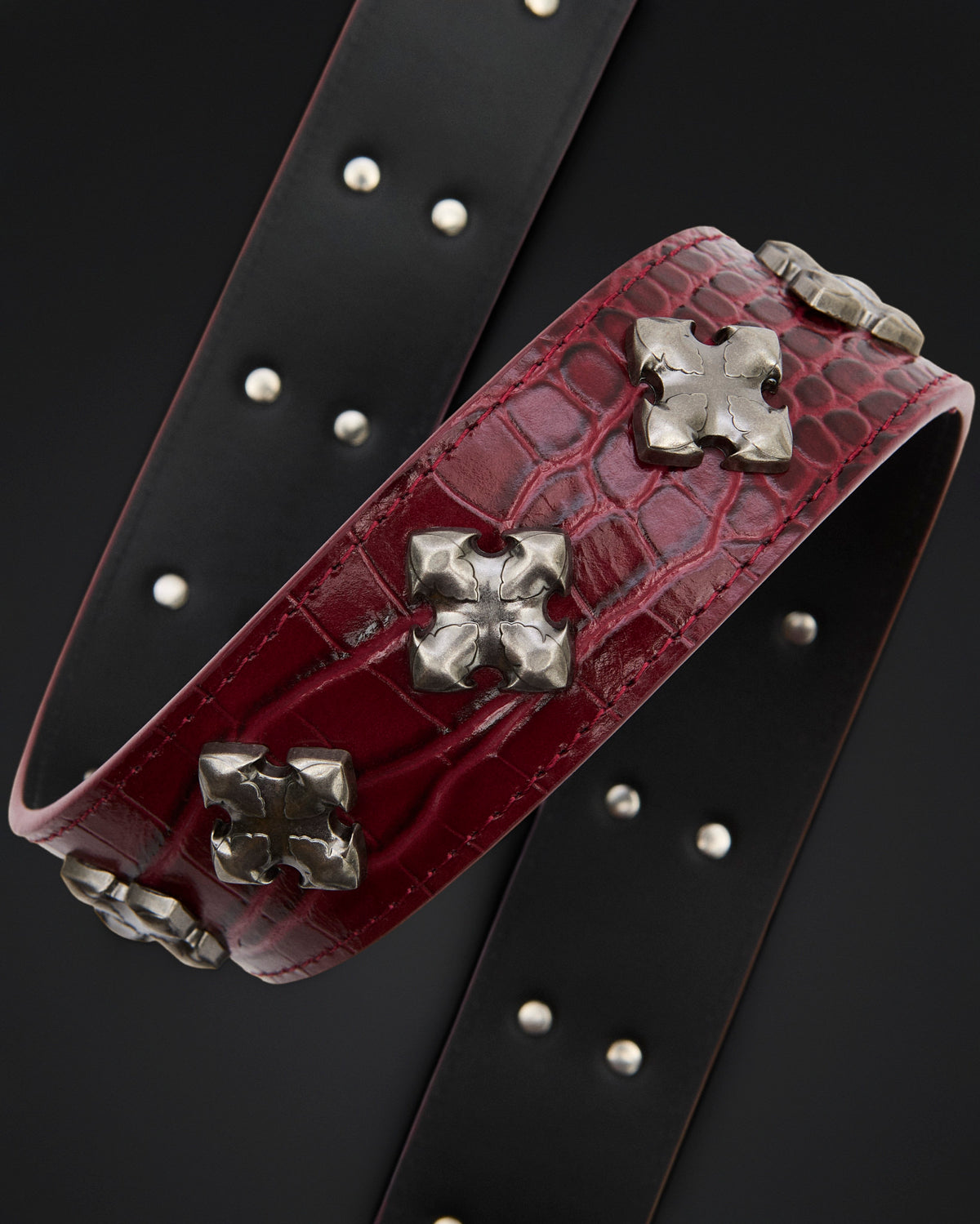 Studded leather belt - red