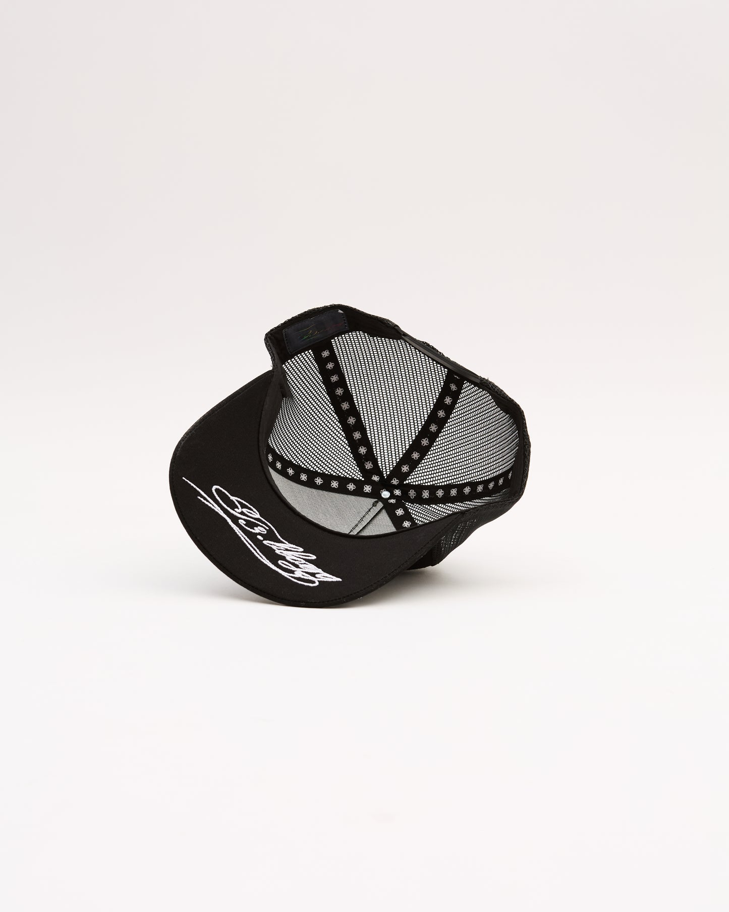 Black&white cap